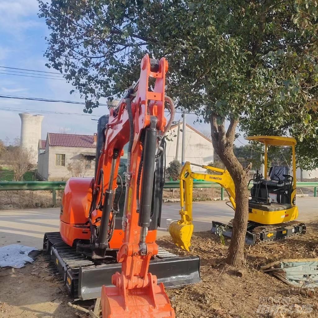 Kubota U 30 Miniescavatori