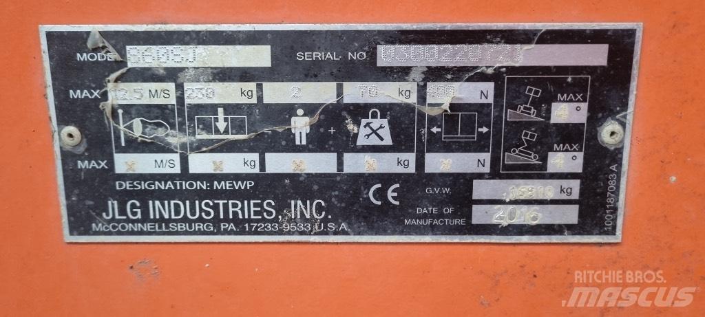 JLG 860 SJ Piattaforme a braccio telescopico