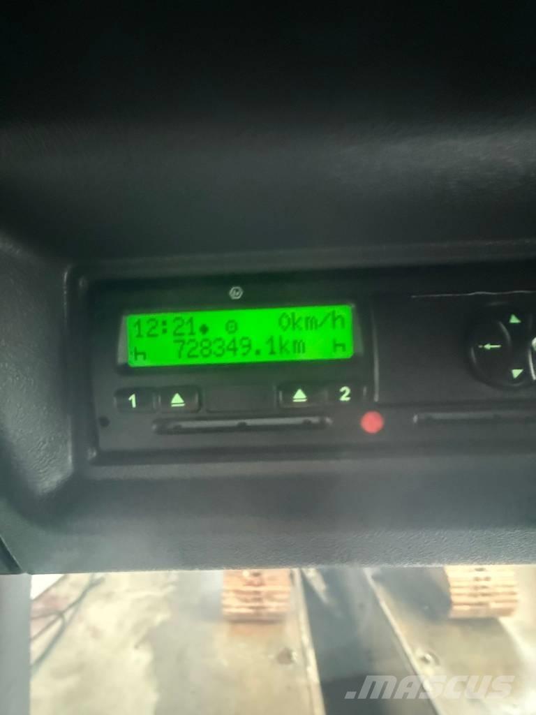 Scania P 380 Motrici centinate