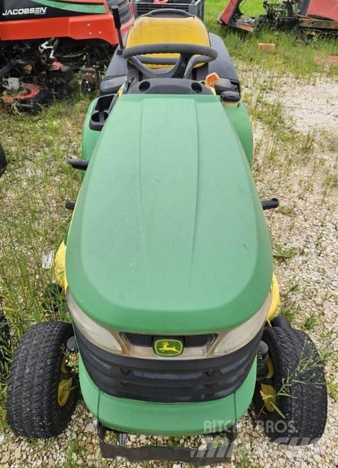 John Deere X 300 R Trattorini tagliaerba