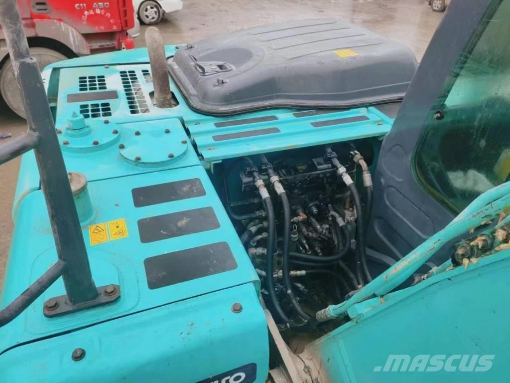 Kobelco SK 140 Escavatori cingolati