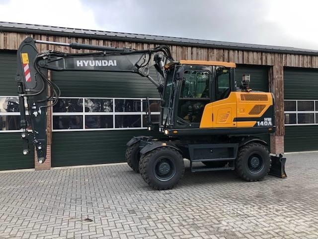 Hyundai HW140A Escavatori gommati