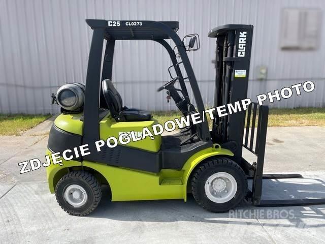 Clark C25L Carrelli elevatori GPL