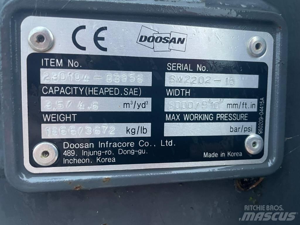 Doosan DL 320-7 Benne