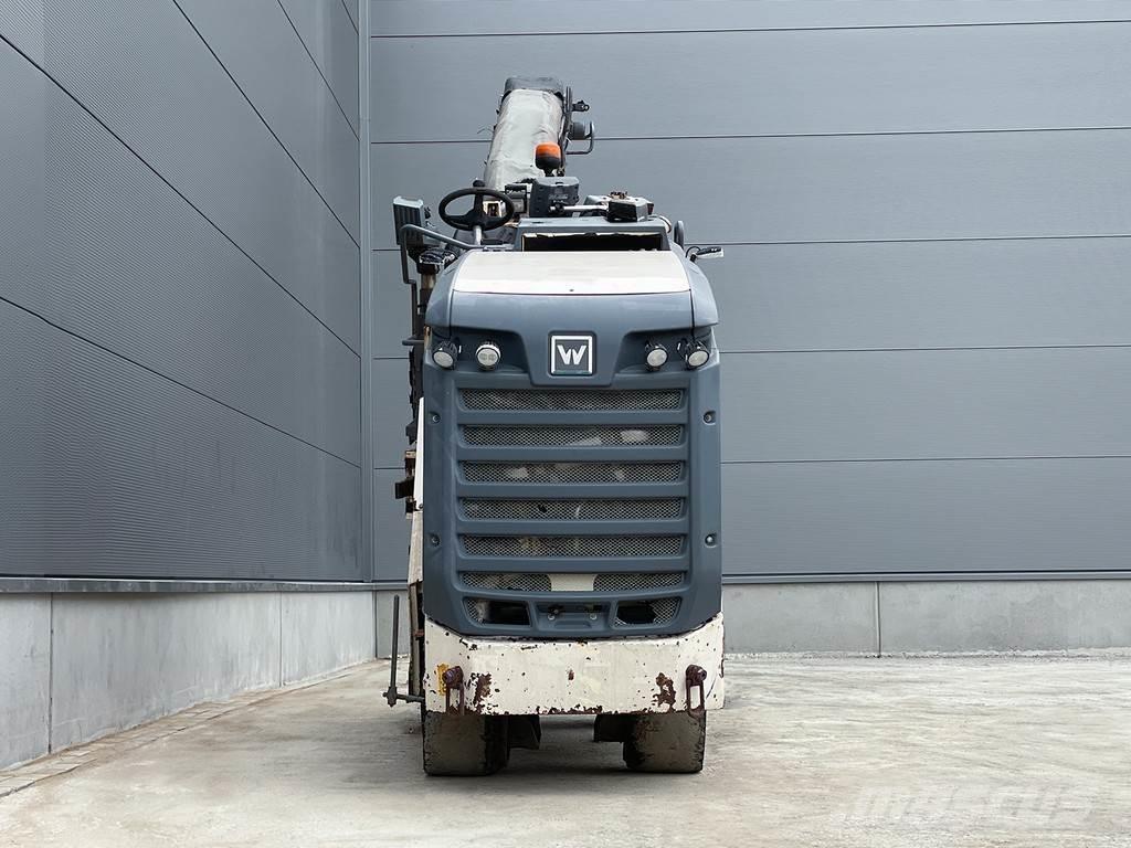 Wirtgen W 50 RI Fresa a freddo per asfalto