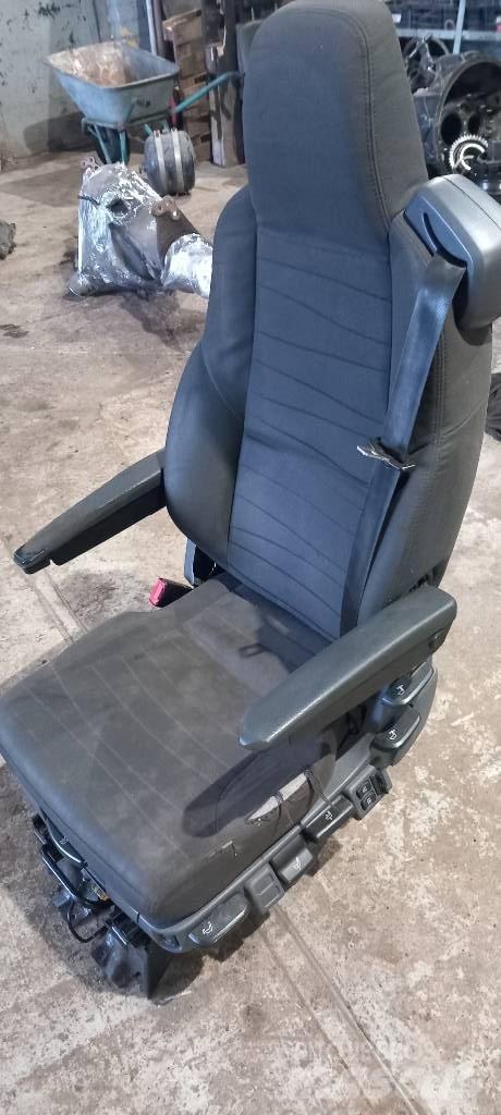 Scania R440  2627357 Cabine e interni