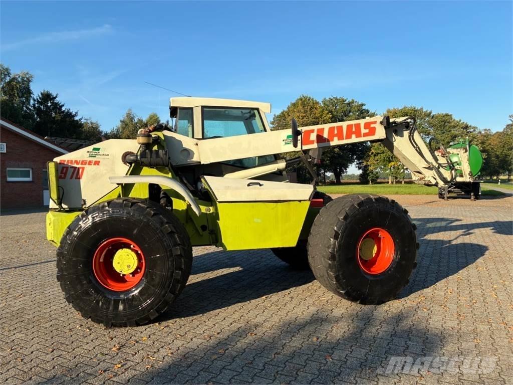 CLAAS Ranger 970 Sollevatori telescopici