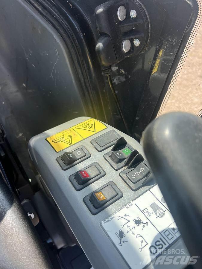 Doosan DX27Z Escavatori speciali