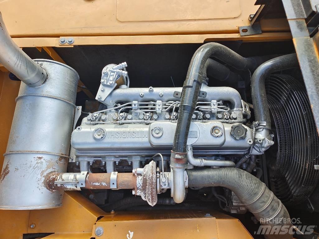 Sany SY 215 C-9 Escavatori cingolati
