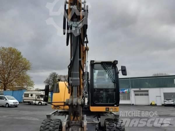 Liebherr A 920 Escavatori gommati
