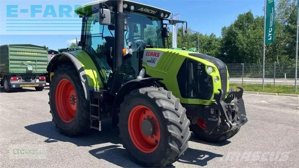 CLAAS arion 530 Trattori
