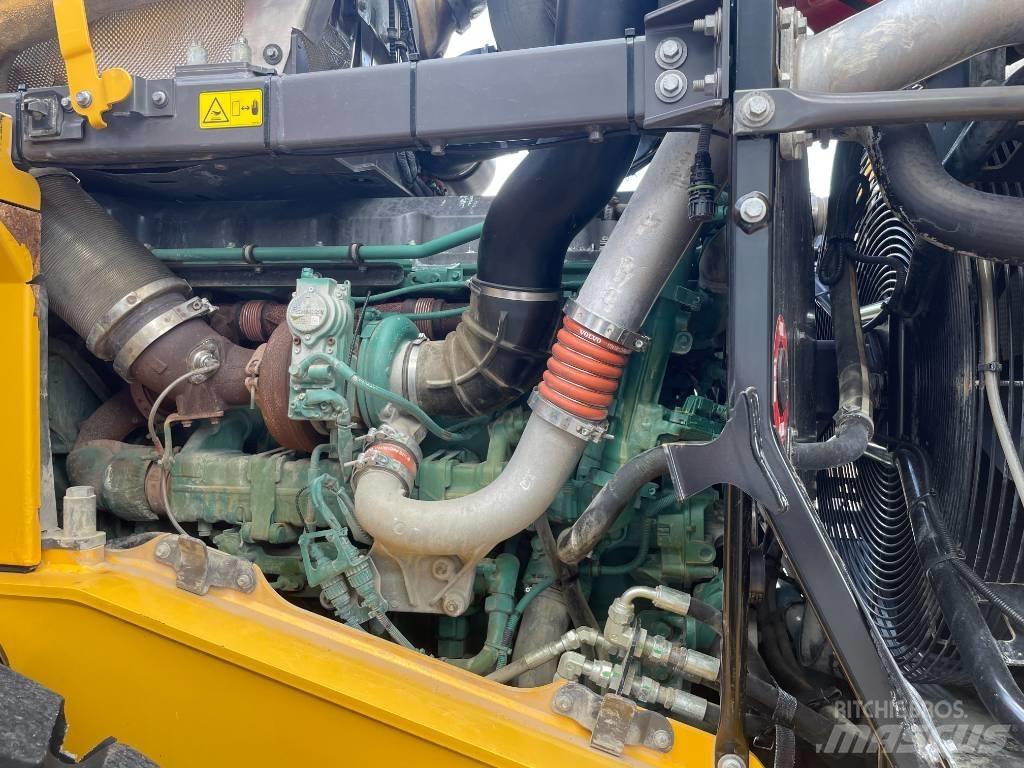 Volvo L 150 H Pale gommate