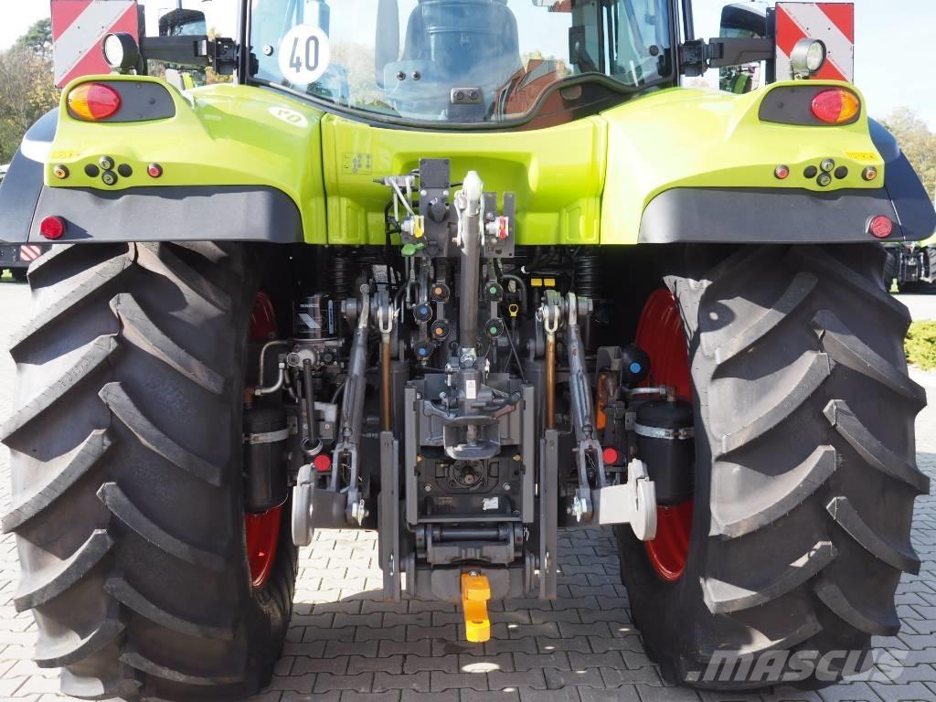 CLAAS Arion 610 CIS Trattori