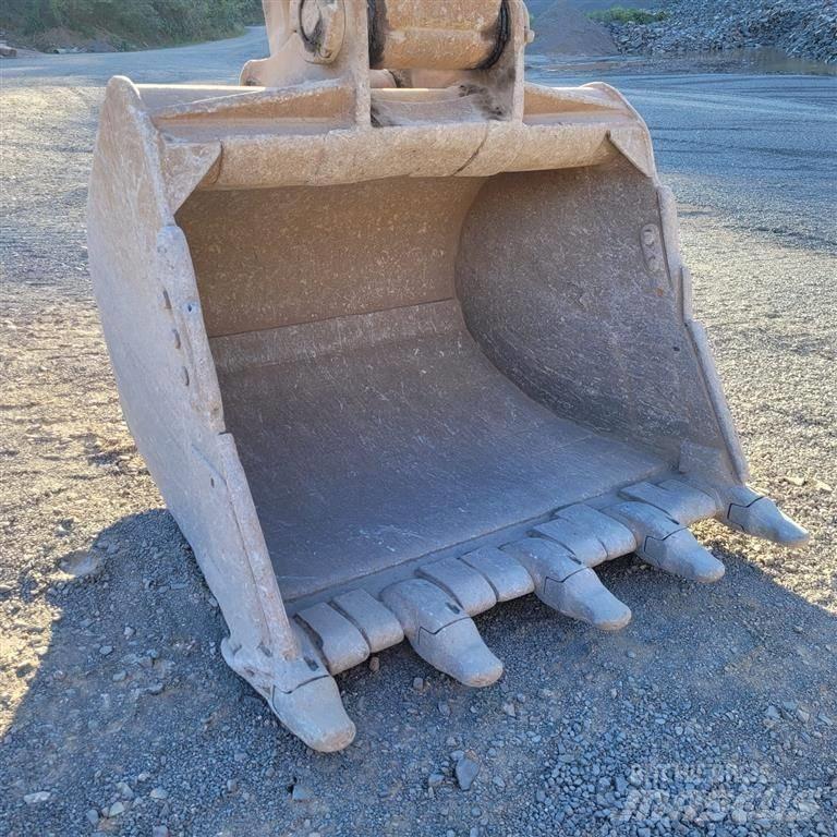 Volvo EC240BLC Escavatori cingolati