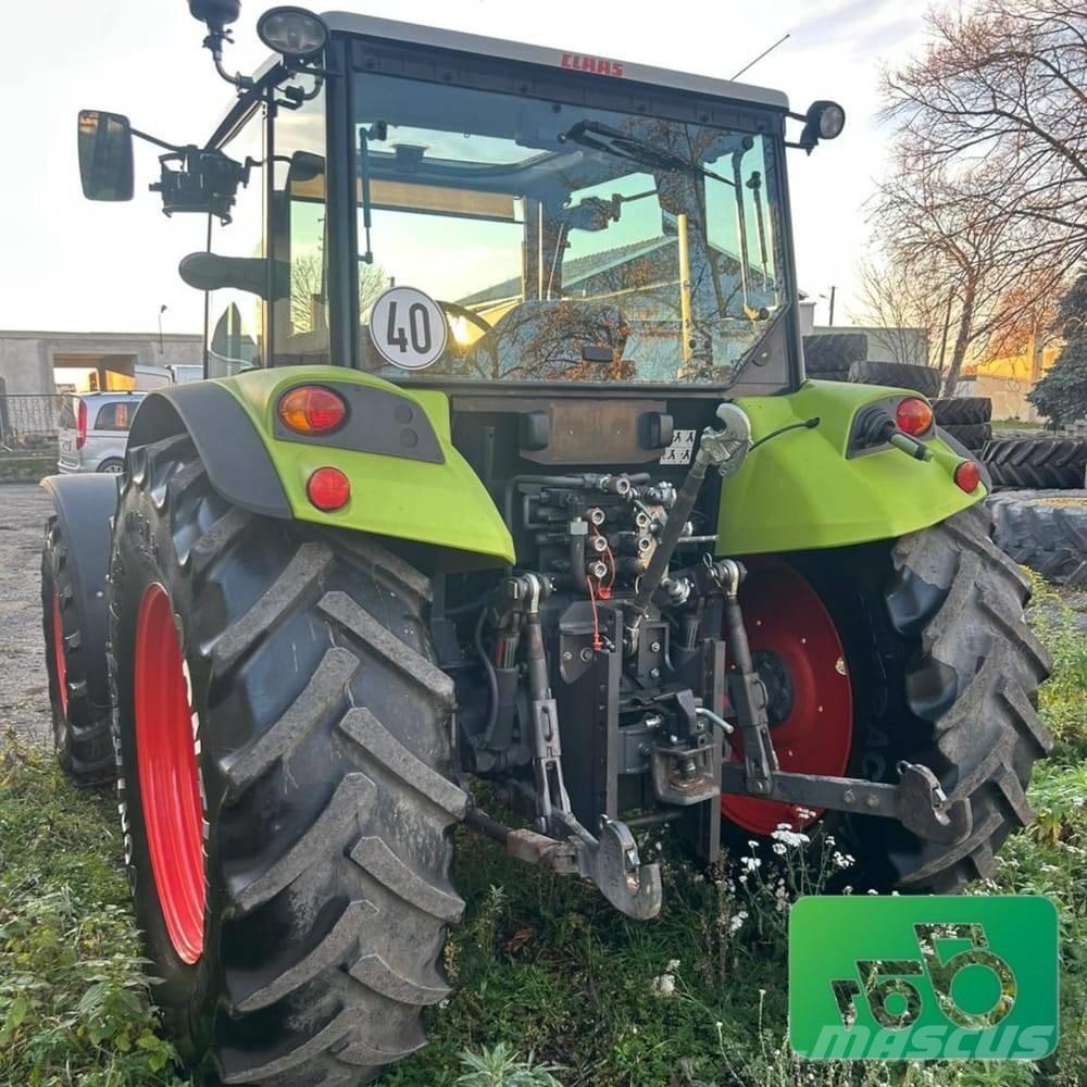 CLAAS Axos 320 Trattori