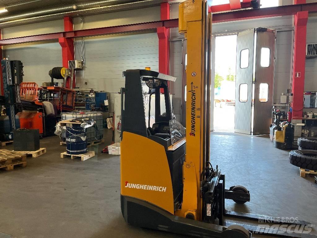 Jungheinrich ETV 216 Carrello retrattile