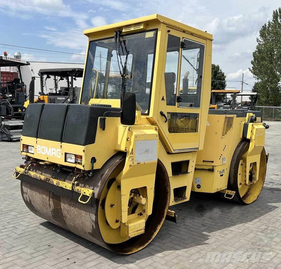 Bomag BW 151 AD-2 Rulli a doppio tamburo