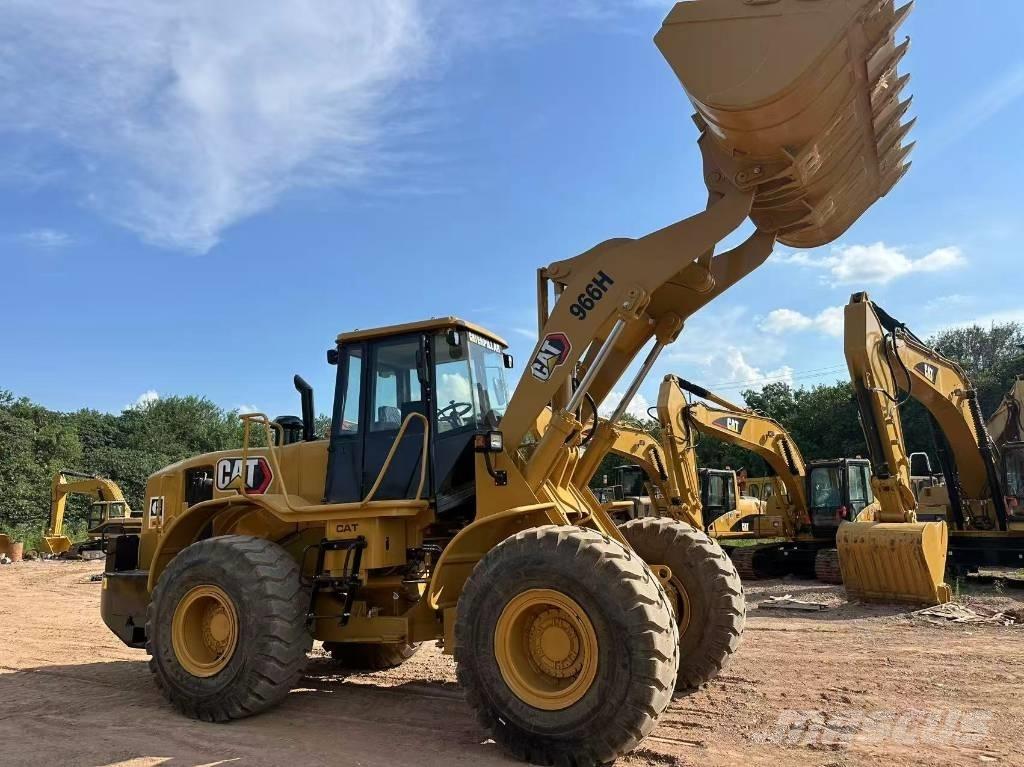 CAT 966H Pale gommate