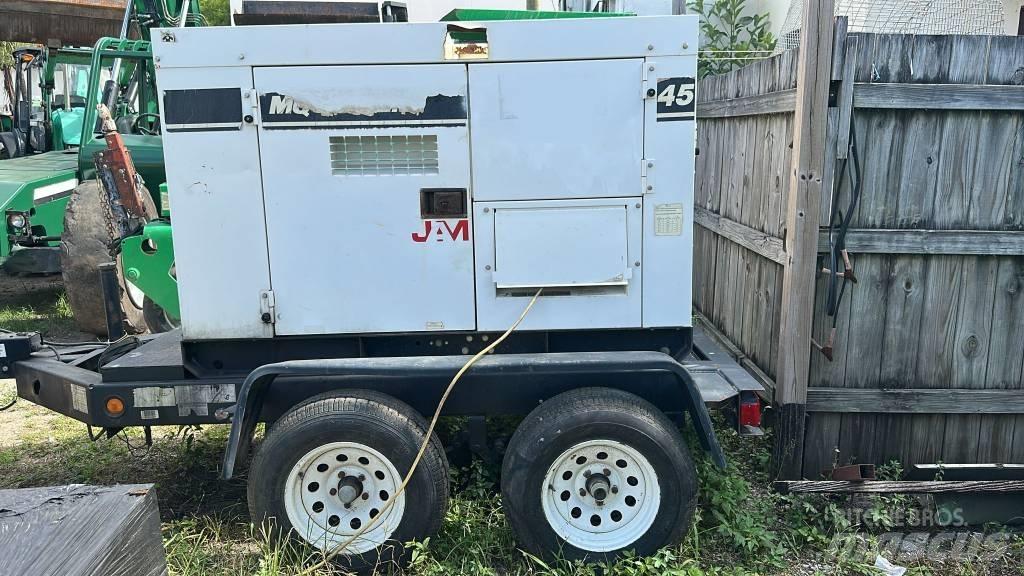 MultiQuip DCA 45 Generatori diesel