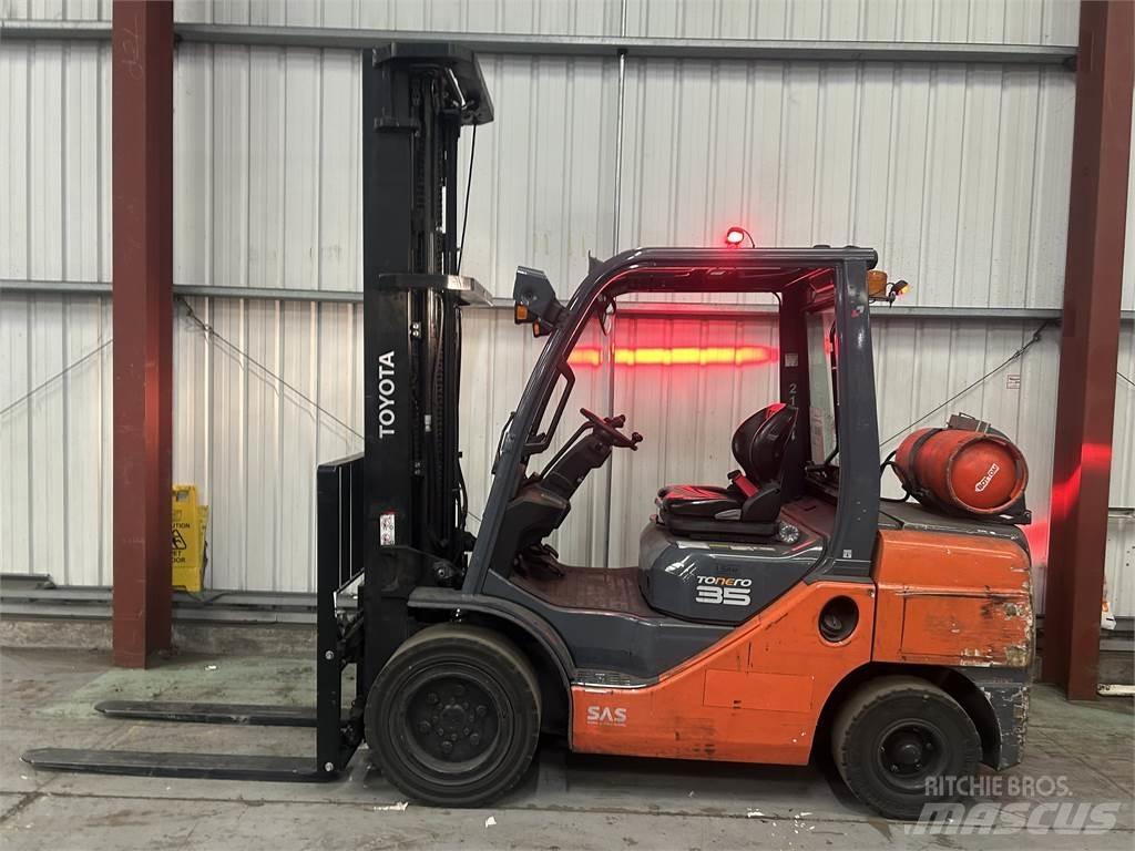 Toyota 02-8FGJF35 Carrelli elevatori GPL