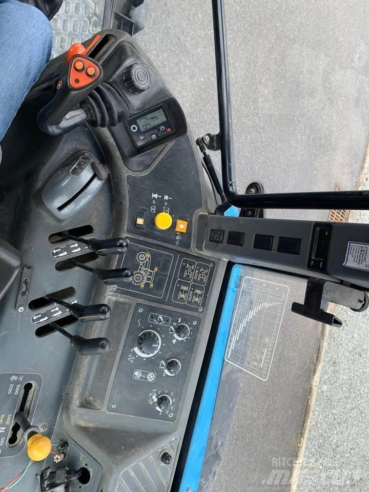 New Holland TM150 Trattori