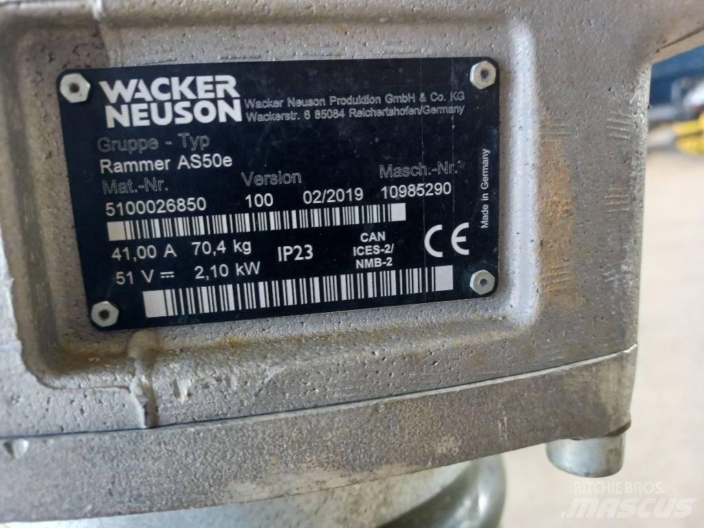 Wacker Neuson AS50 Vibrocostipatore verticale