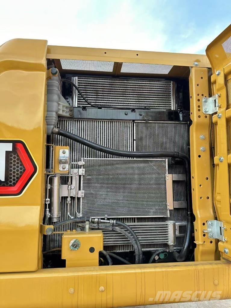 CAT 323GC Escavatori cingolati