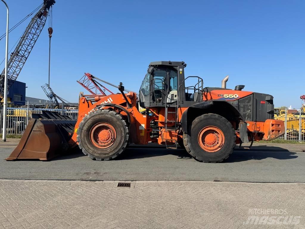 Hitachi ZW 550-6 Pale gommate