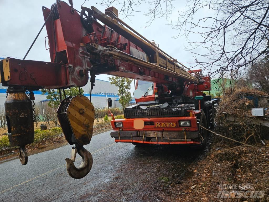 Kato SS 500 Gru per terreni difficili