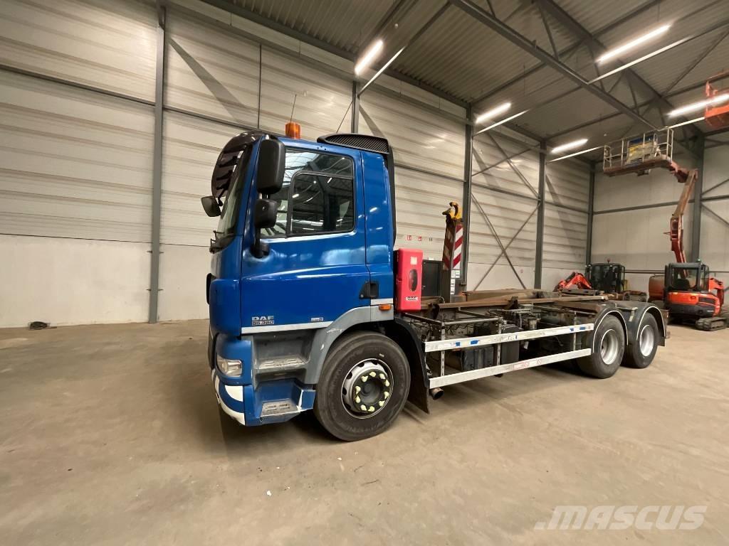 DAF CF 85.360 Camion con gancio di sollevamento