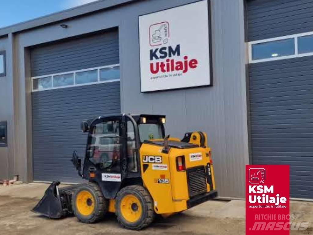 JCB 135 Mini Pale Gommate