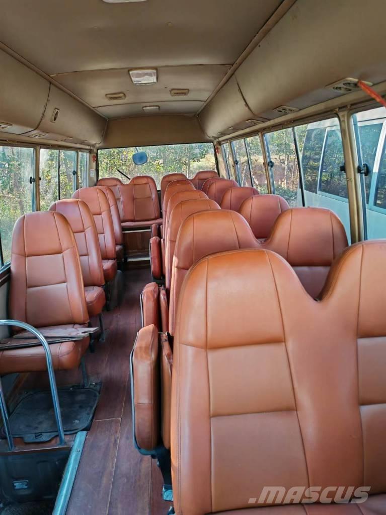 Toyota Coaster Autobus interurbani