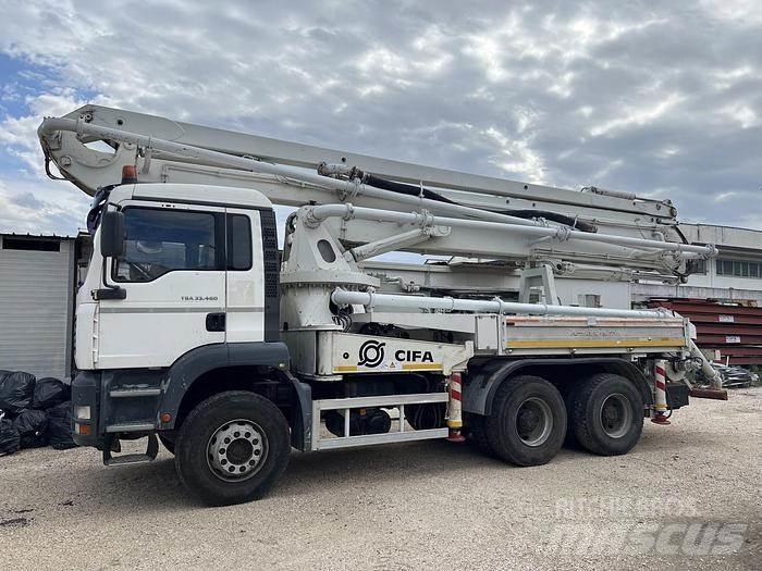 Cifa INVETTA 36X Autopompe per calcestruzzo