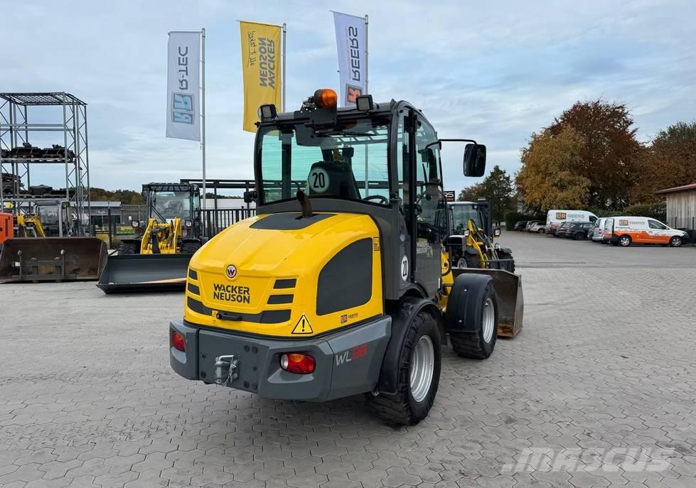 Wacker Neuson WL 38 Pale gommate