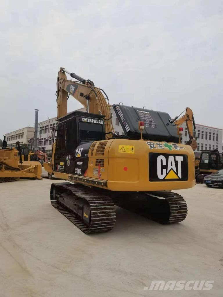 CAT 320 D Escavatori cingolati