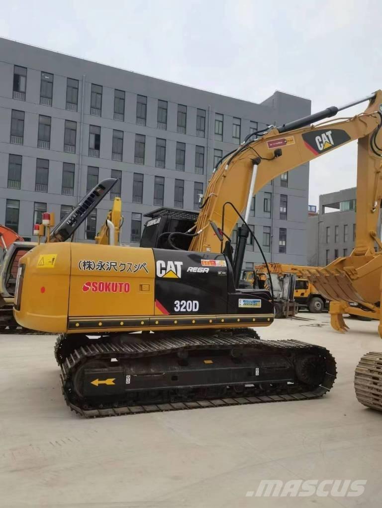 CAT 320 D Escavatori cingolati