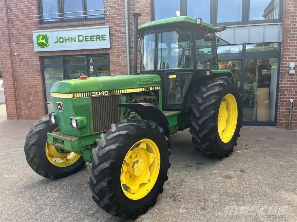 John Deere 3040 Trattori