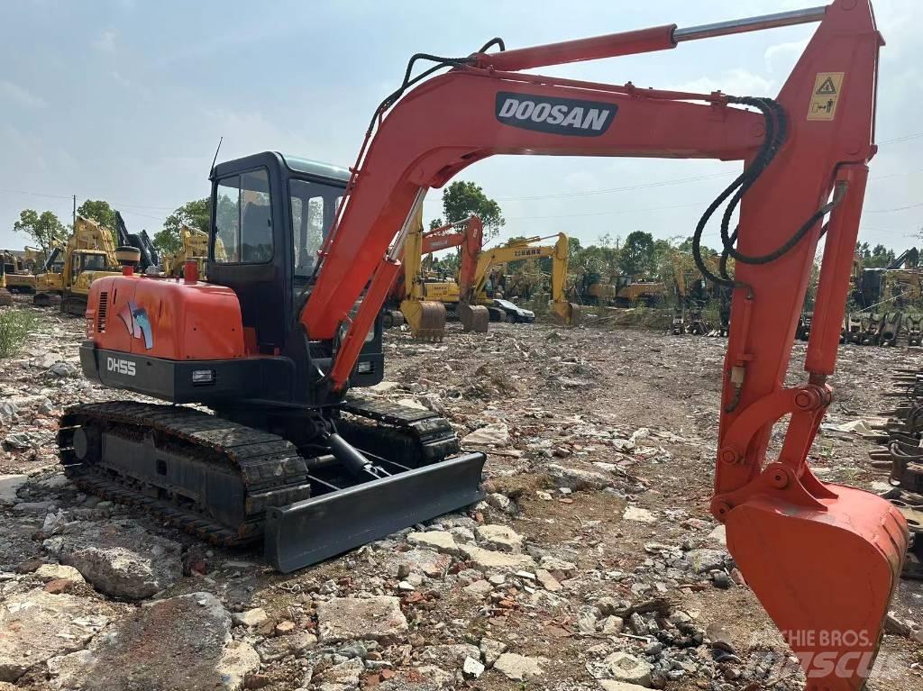 Doosan DH 55 Miniescavatori