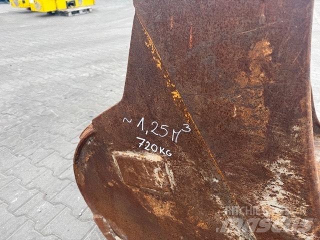 CAT M 320 BUCKET Retroescavatori