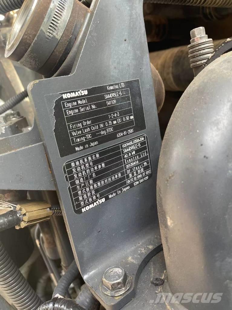 Komatsu PC 60-8 Escavatori cingolati