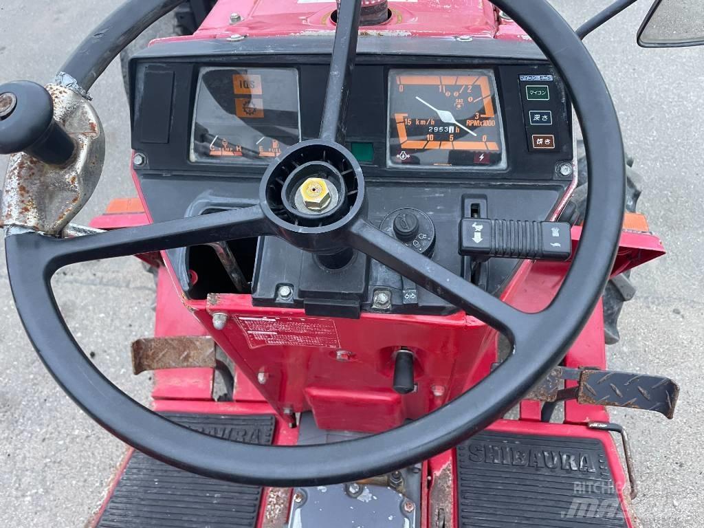 Shibaura P21F Trattori