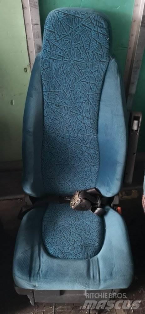 DAF LF SEDAČKA Trasporto - Altro
