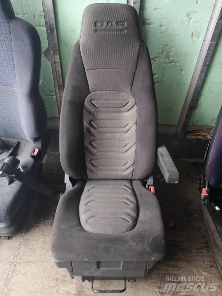 DAF LF SEDAČKA Trasporto - Altro