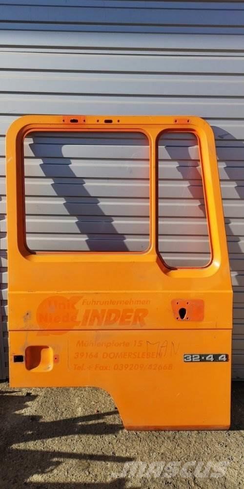  DVEŘE R Trasporto - Altro