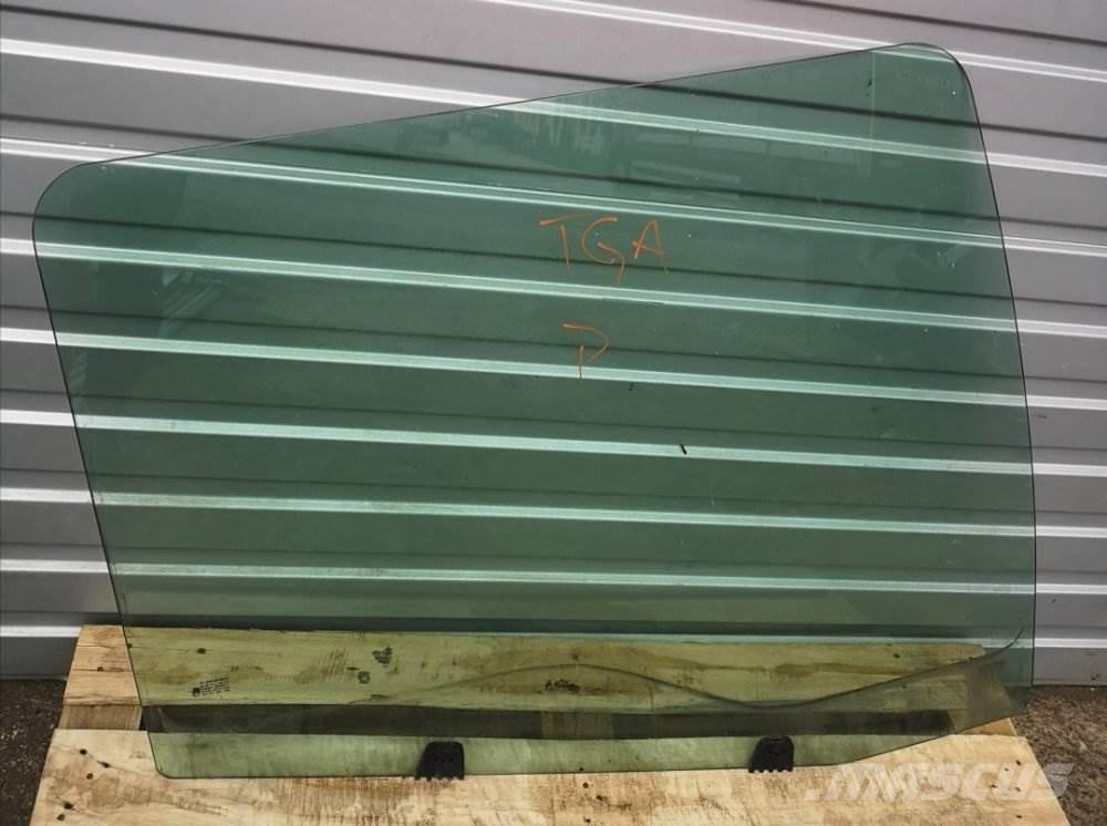 MAN TGA OKNO PRAVÁ Trasporto - Altro