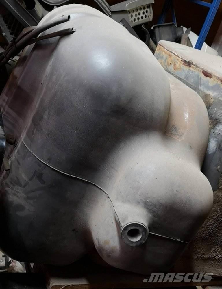  PALIVOVÁ NÁDRŽ Trasporto - Altro