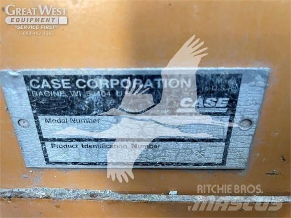 CASE 95XT Mini Pale Gommate