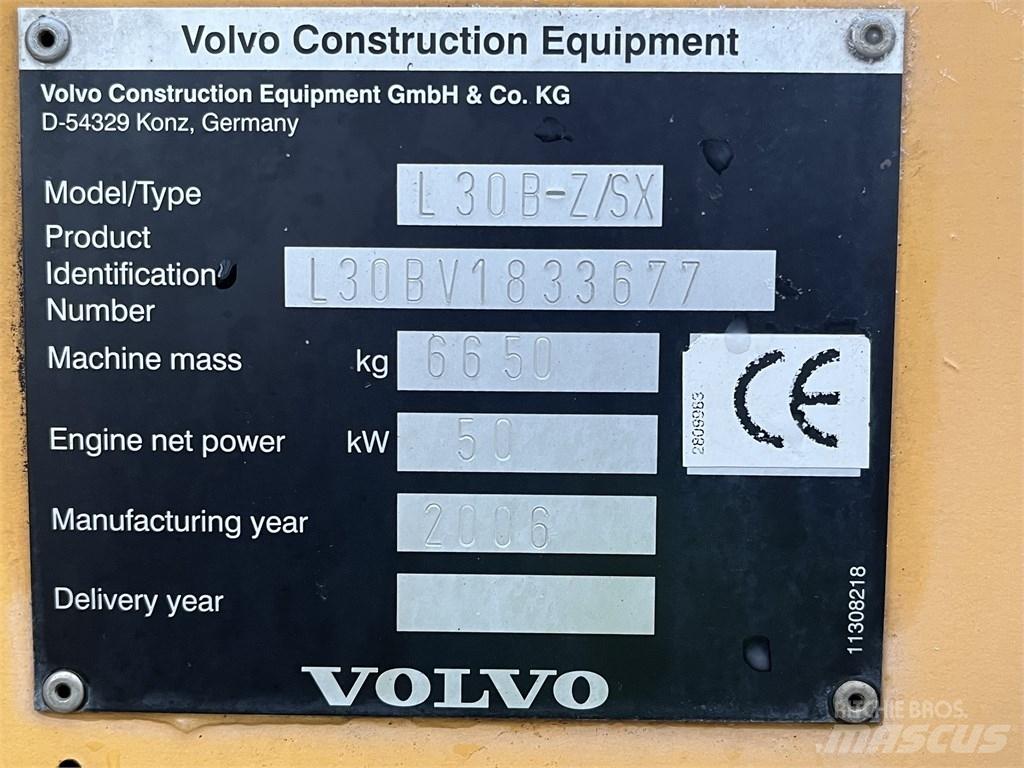 Volvo L 30 B Pale gommate