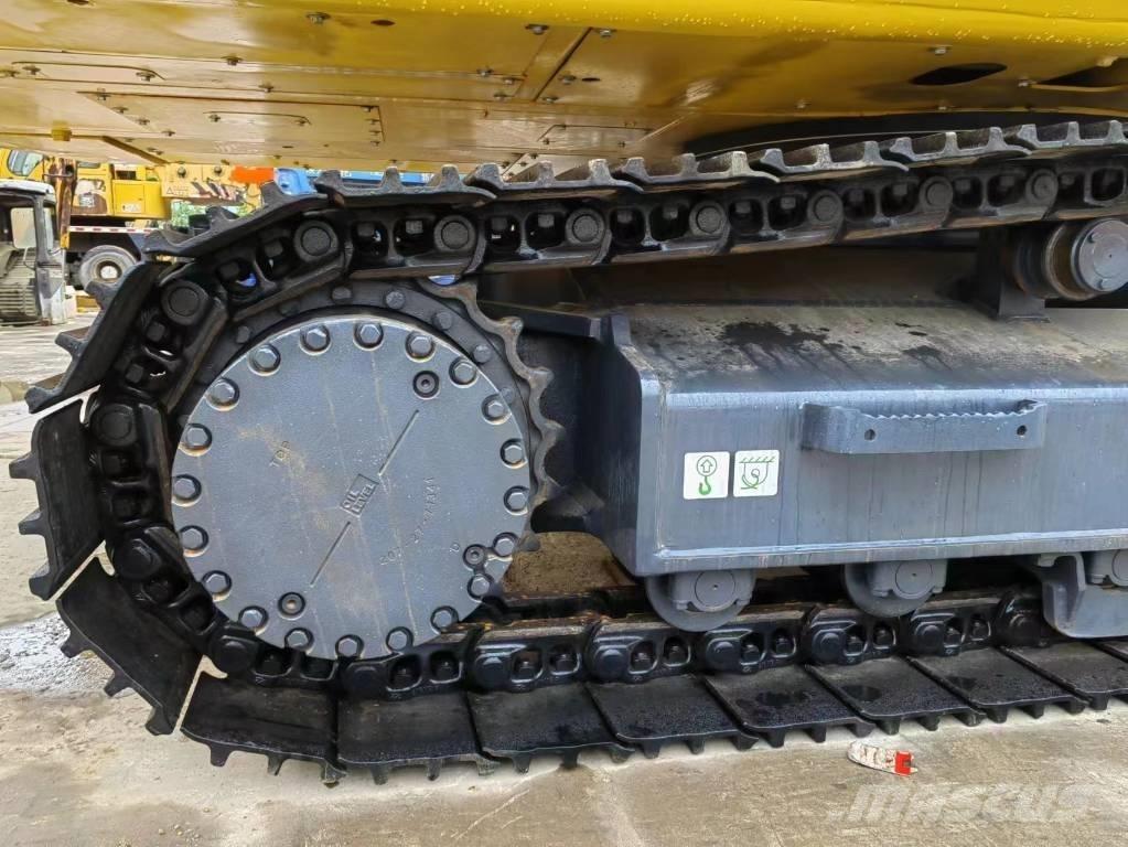 Komatsu PC 300-8 Escavatori cingolati