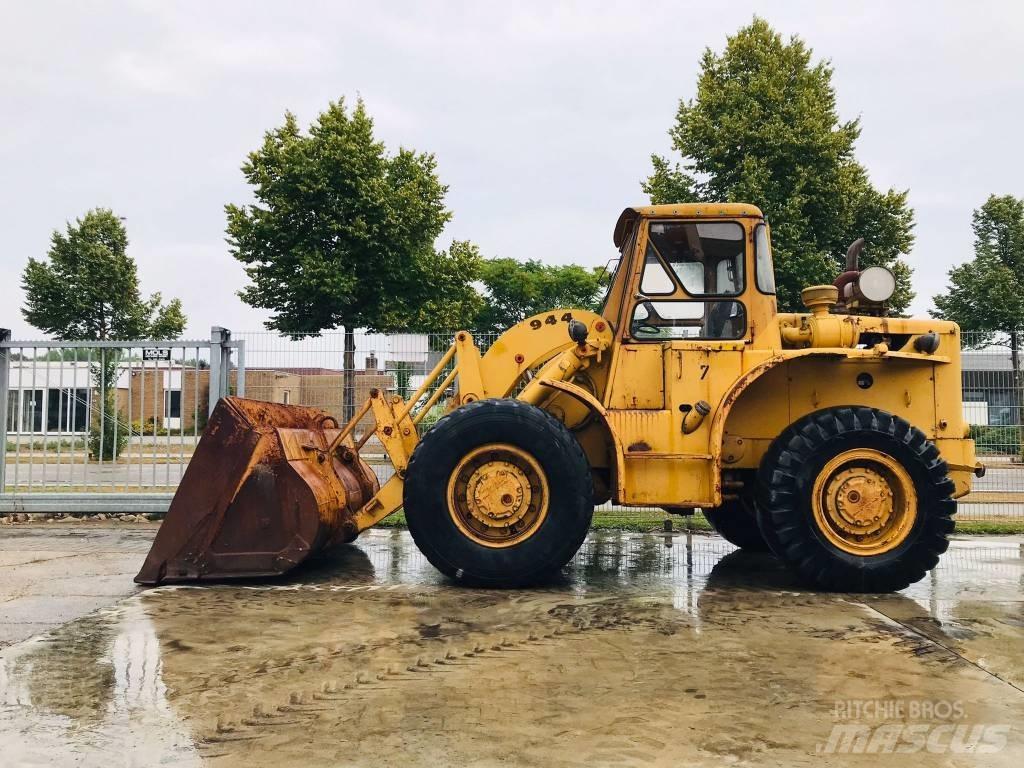 CAT 944 Pale gommate